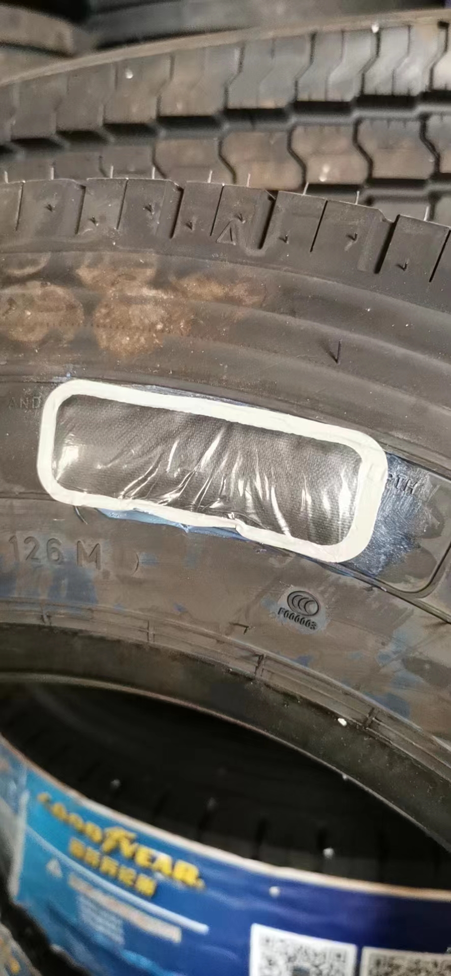 High Temperature Resistance Rubber tyre rfid tag impinj UHF RFID vehicle Tire Tracking patch Tag manufacture