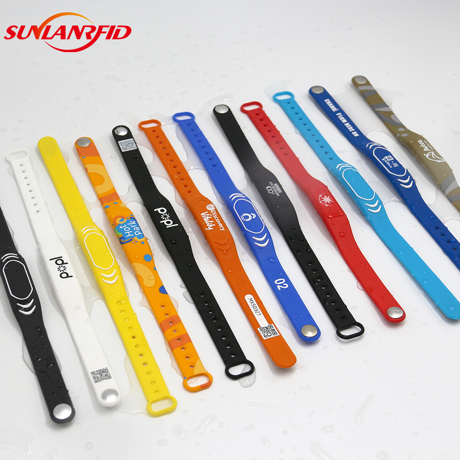 Custom Event Festival Waterproof Adjustable13.56mhz NFC Smart Silicone RFID Wristband Bracelet Door Access Control details