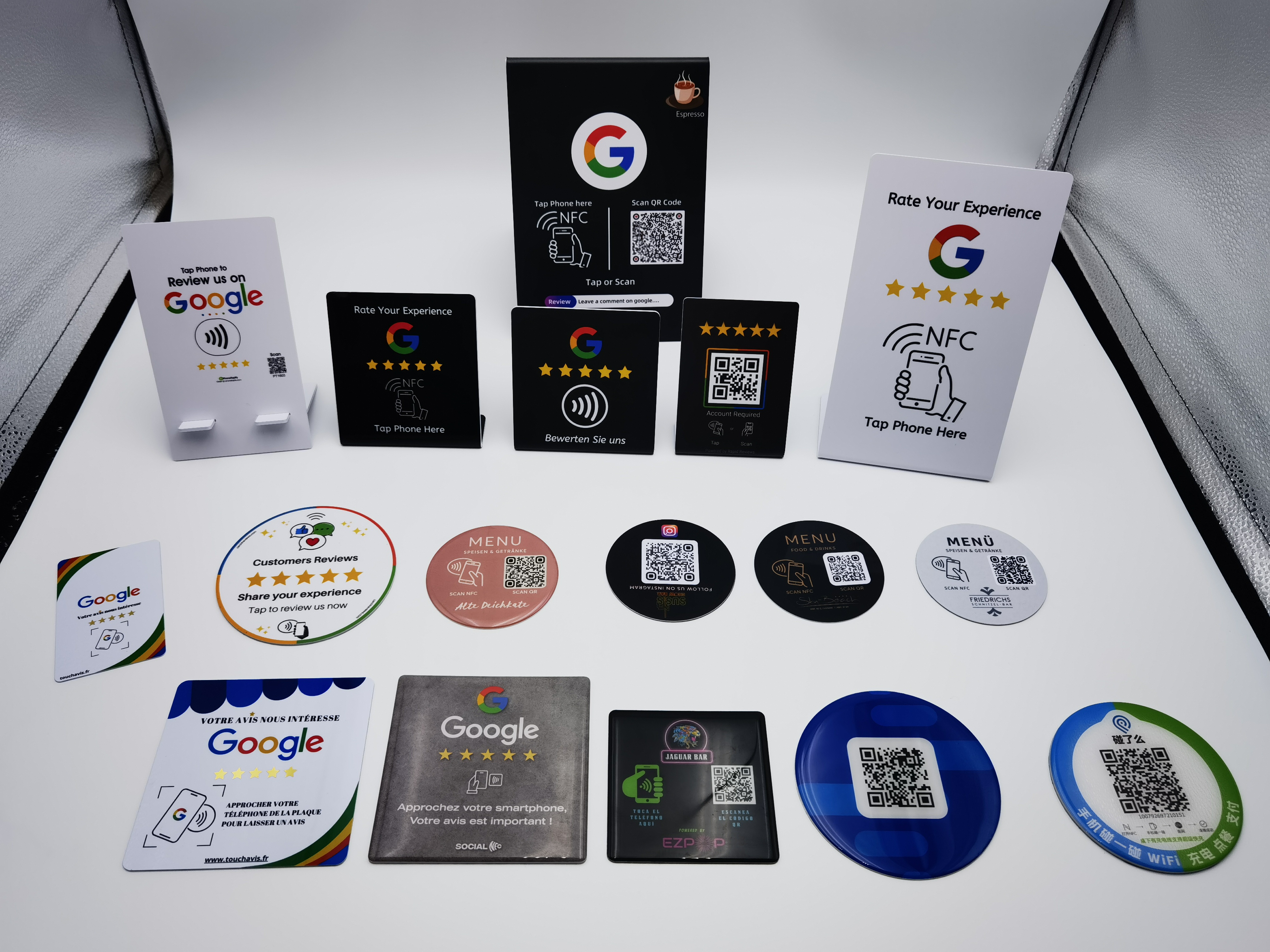 NTAG 213/215/216 Contactless QR code & NFC Tag PVC Google reviews NFC menu stand factory