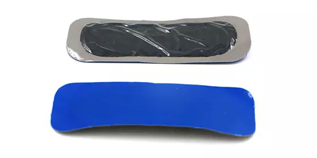 SUNLANRFID Rubber Material UHF Long Range Truck Tire Management Car Tyre Sticker Adhesive RFID Tire Patch Tag manufacture