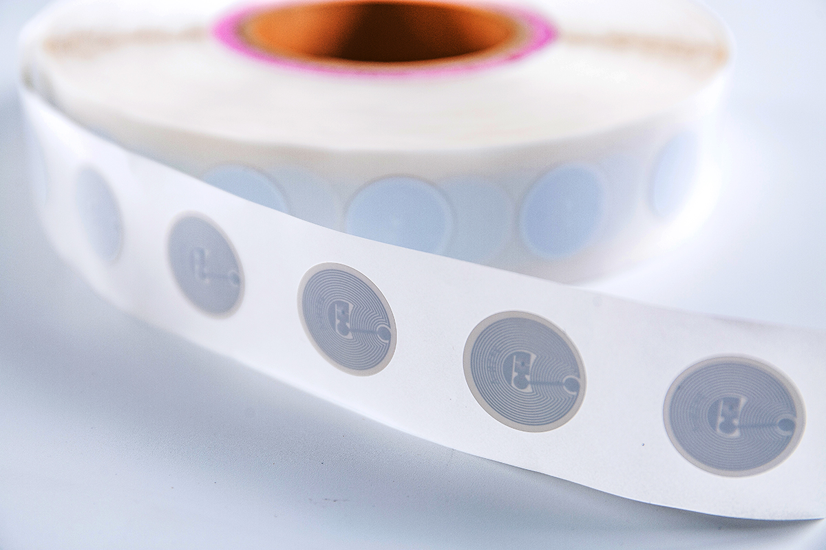 SUNLANRFID waterproof passive anti metal rfid NFC sticker tag factory