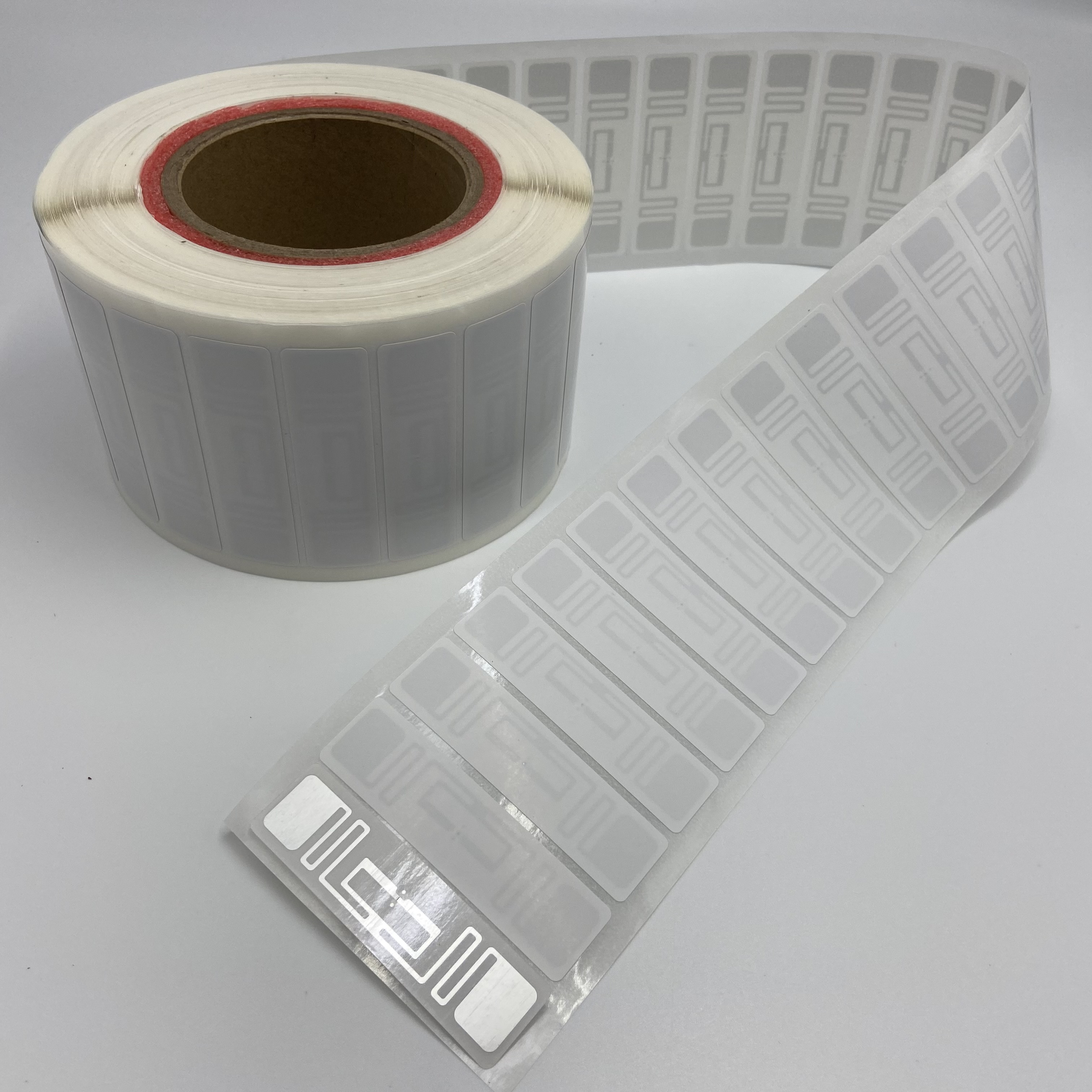 SUNLANRFID 73*20mm UCODE9 RFID UHF Tags with adhesive supplier