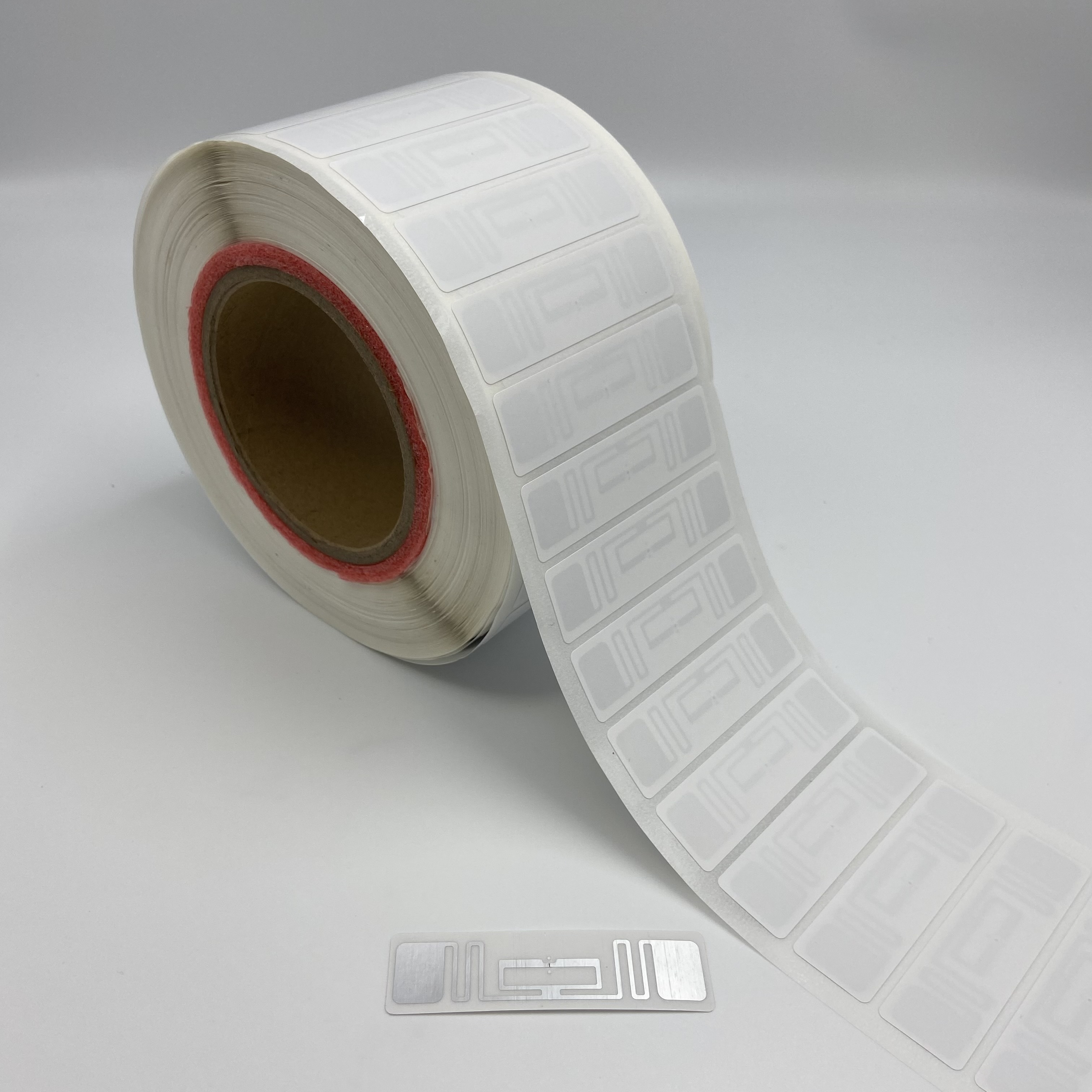 SUNLANRFID 73*20mm UCODE9 RFID UHF Tags with adhesive supplier