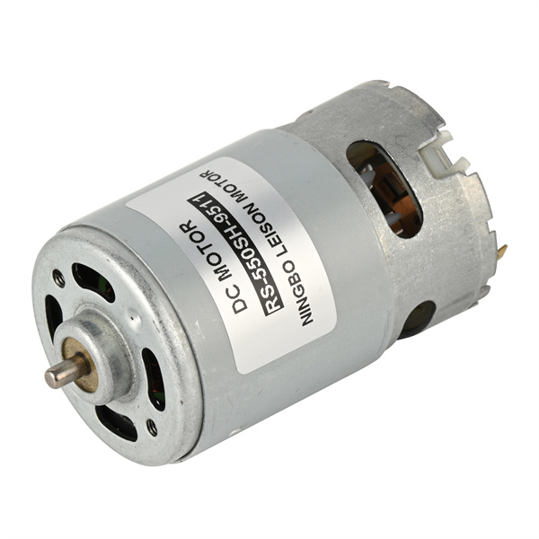 Univerzálnost 12V DC motoru