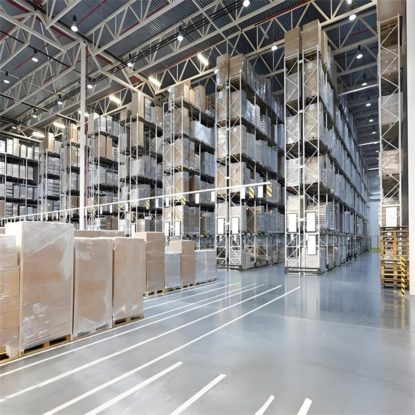 Building a successful dropshipping business with your own branded products