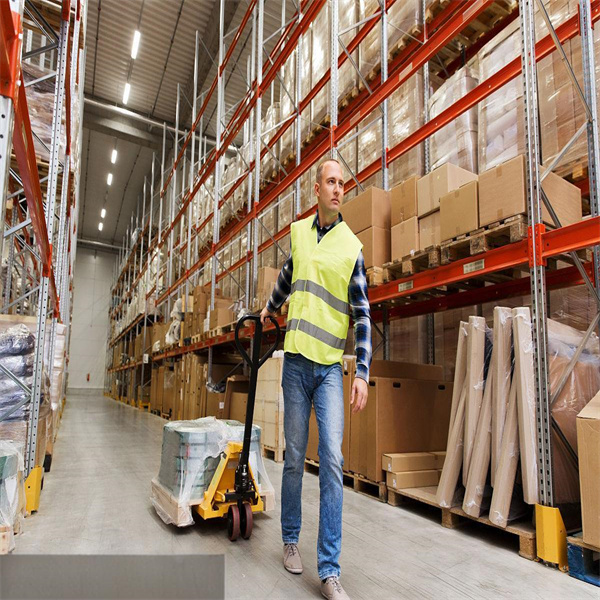 Maximieren Sie Ihr eCommerce-Potenzial mit der Fulfillment-Lagerhaus-Technologie von Shopify