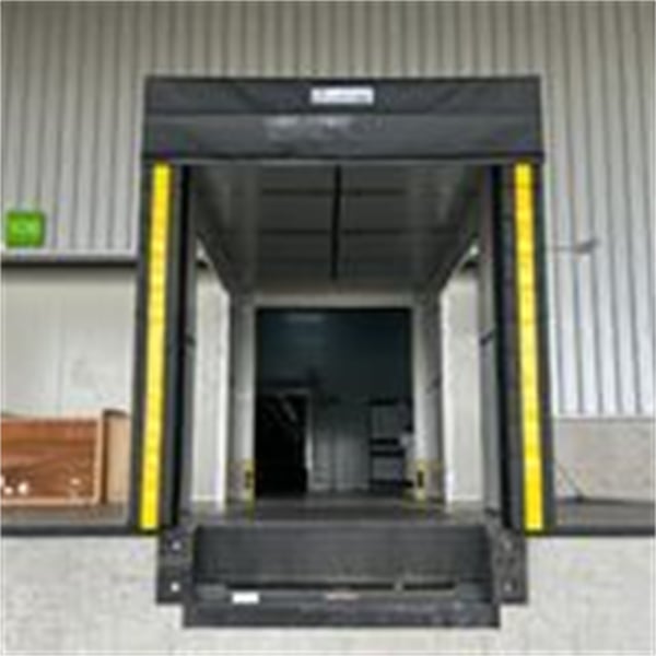Prevenire infestazioni di parassiti costose con sigilli per porte di docking