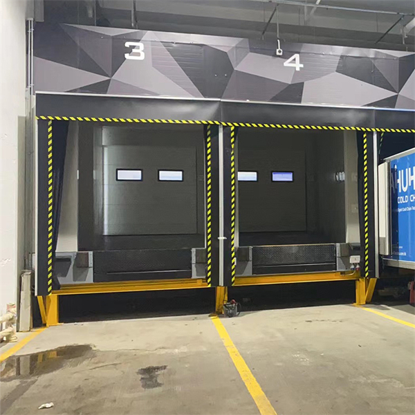 How to Choose the Right Loading Dock Truck for Your Needs