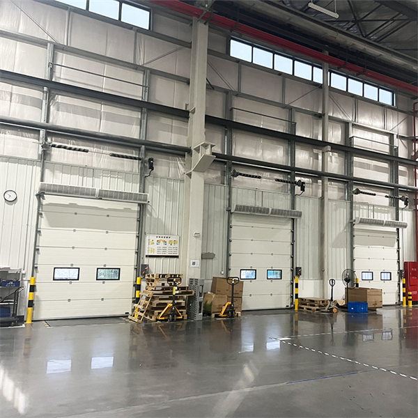 The benefits of energy efficient loading dock doors