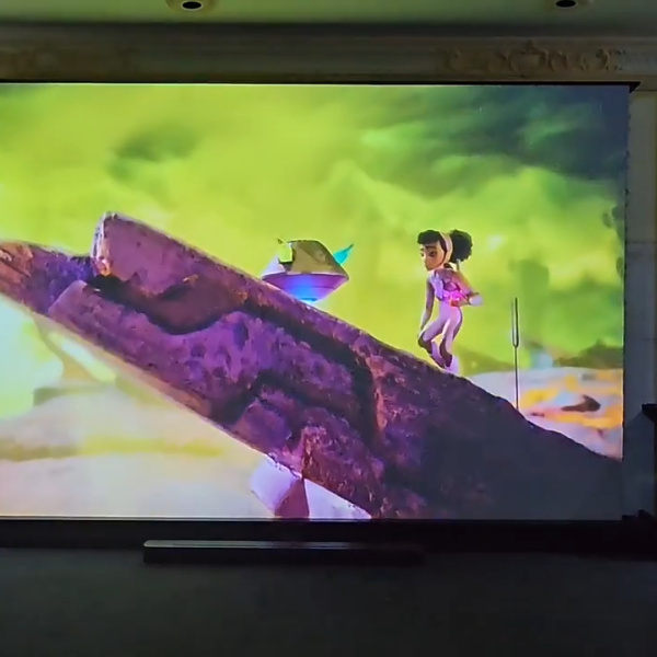 Convenient and stylish, the floor rising screen is perfect for any entertainment setup