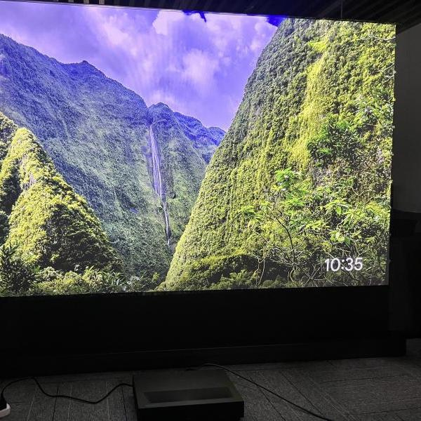 Project 4k images from a close distance with ease using a short throw laser projector.