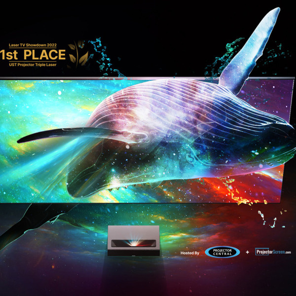 Haz que las presentaciones brillen con la pantalla clara y brillante de un proyector HD de tiro corto