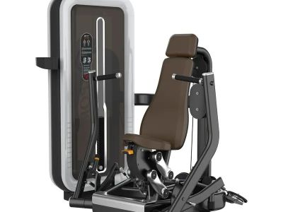 How Custom Chest Press Machines Enhance Gym Member Experience