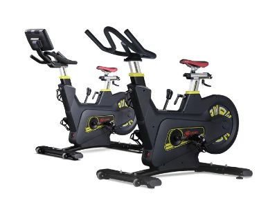 Elliptical Machine vs Treadmill: Which Is Better for Your Needs?