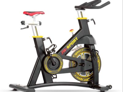 The Difference Between Spin Bikes and Regular Exercise Bikes