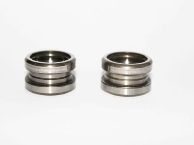 Munus adaptoris ferens manicas in Marine Applications