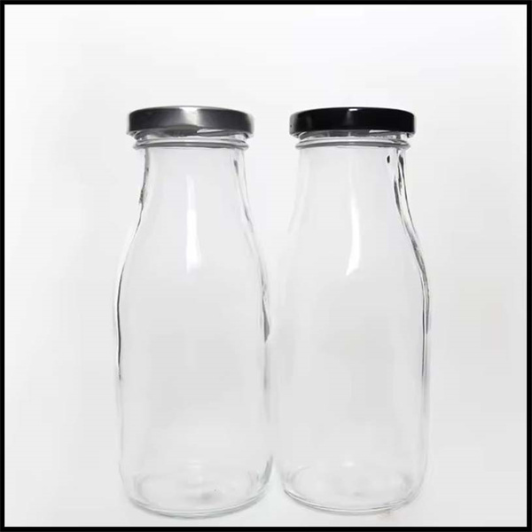 Perfect for packing in lunches or enjoying with friends