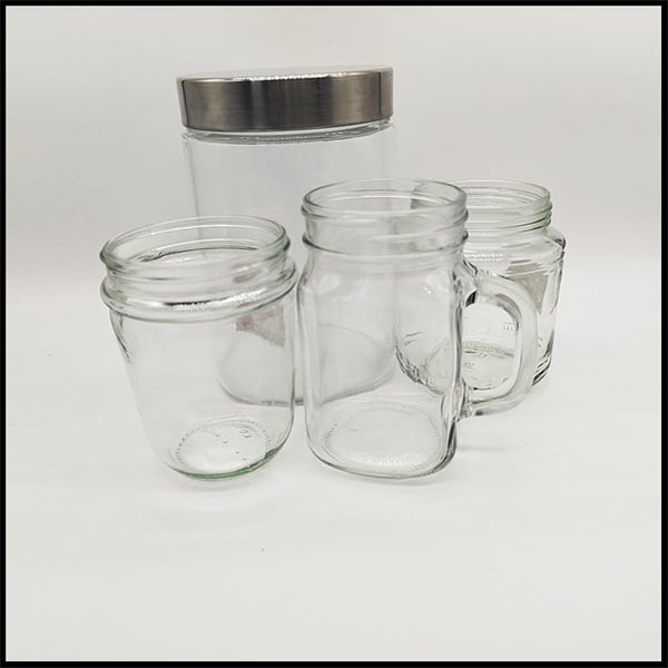 Keep your pickles looking and tasting great with a glass jar container