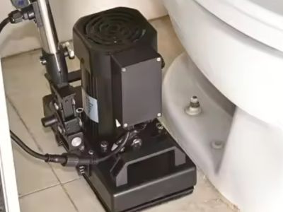 Парады па глыбокай чыстцы ўрачыстага кавра з дапамогай сродка для чысткі кавраў прамы абаркі