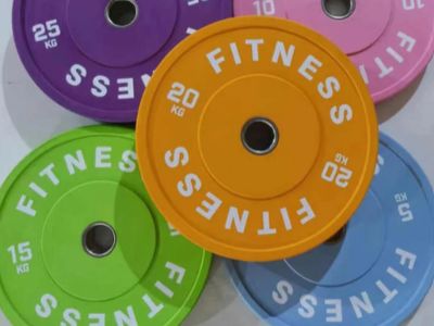Gemakkelijk op te slaan, inklapbare fitnessbank, perfect voor thuissport- en garagesportsruimtes