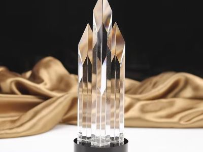 Engraving Crystal: Techniques, Tools and Quality Standards
