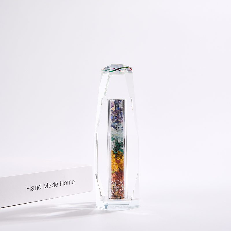 Shining Fashion  Customized Fashion crystal trophy with colorful fitting  Award Crystal Meeting gifts details