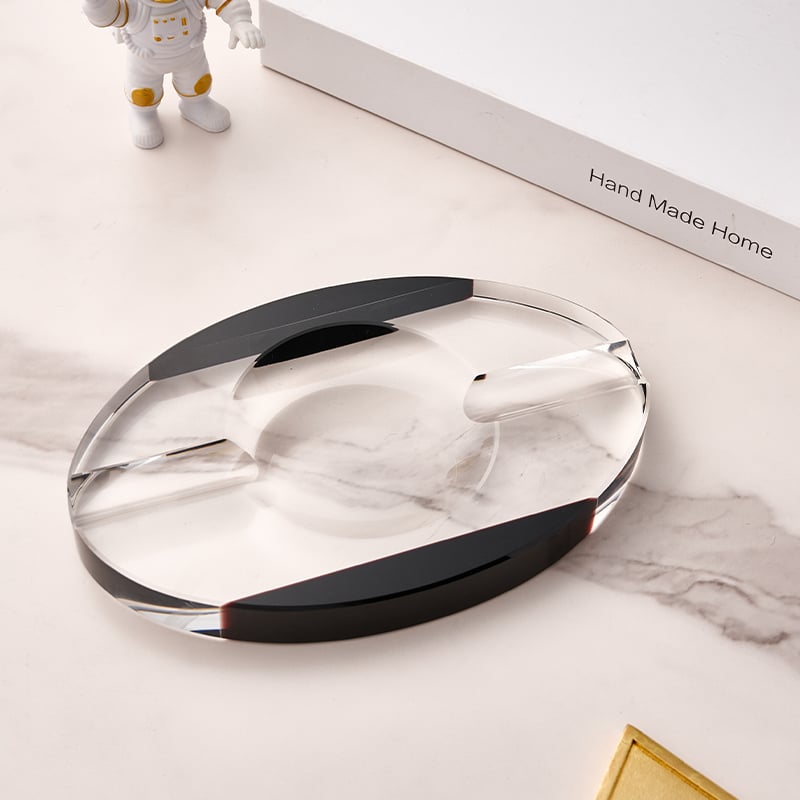Shining  customized hot selling  Square Large size  Crystal Ashtray Table Decor for Home Office Hotel ashtray details