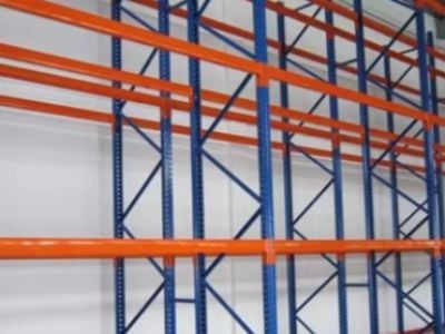 Entwicklung einer skalierbaren industriellen Regallösung