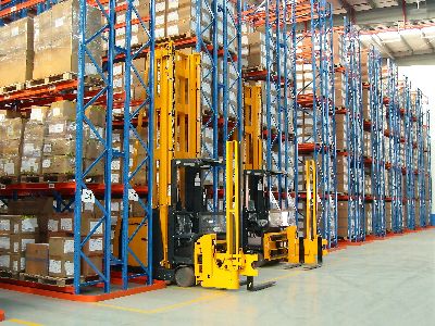 Pallenshuttlesysteme für Ihre Lagerfläche anpassen
