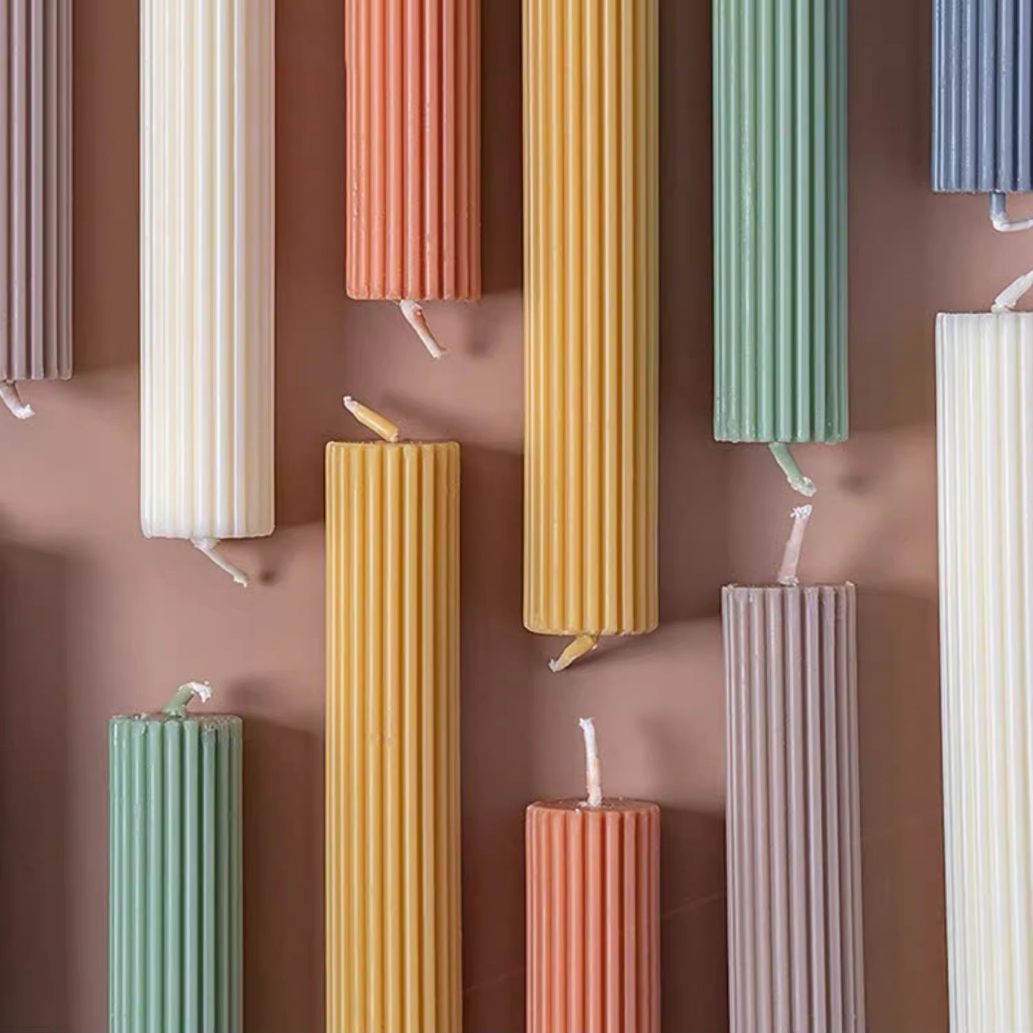 WELLNESS Wholesale Classics Colourful Marble Pillar Handmade Natural Soy Wax Scented Candle & Home Decor Fragrance Birthday Gift manufacture