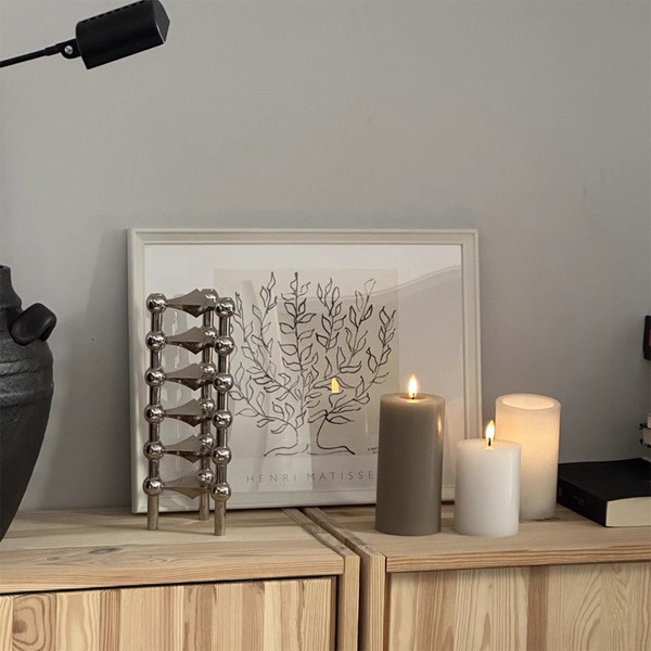 Versatile and long-lasting LED candles for any occasion