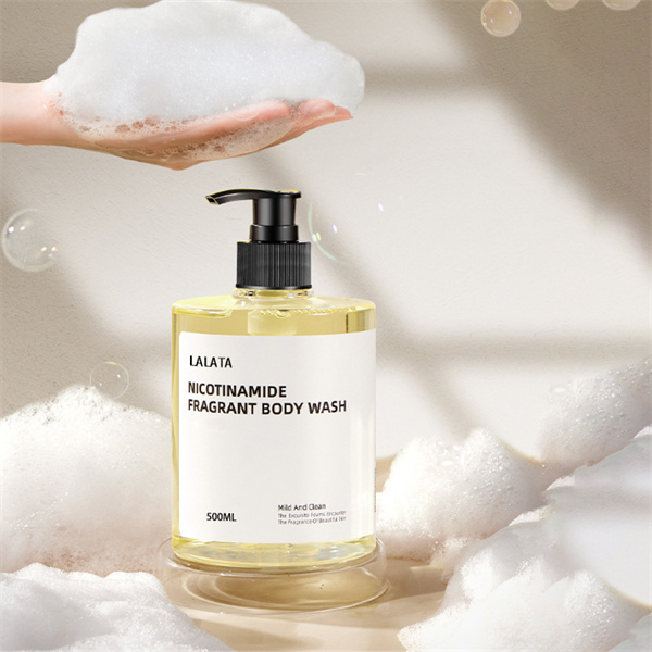Transform your bath time routine with our decadent bath cream formula