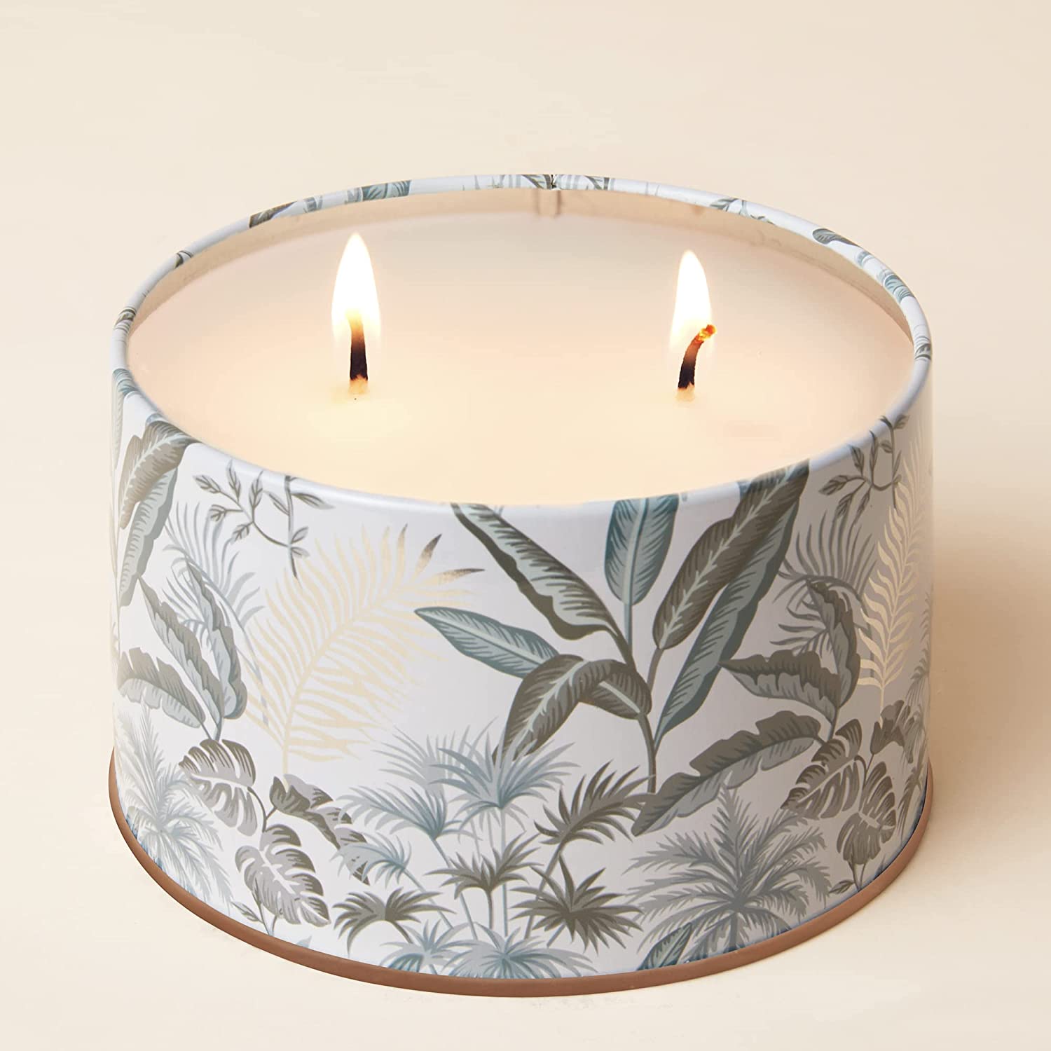 Custom pattern/size/package deluxe metal canister/lid scented candle Factory direct sales professional candle supplier details