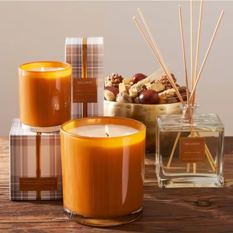 Luxury Scented Candle And Reed Diffuser Gift Sets Home Decor Soy Wax Perfume Essential Oil Room Diffuser Christmas Gift Sets supplier