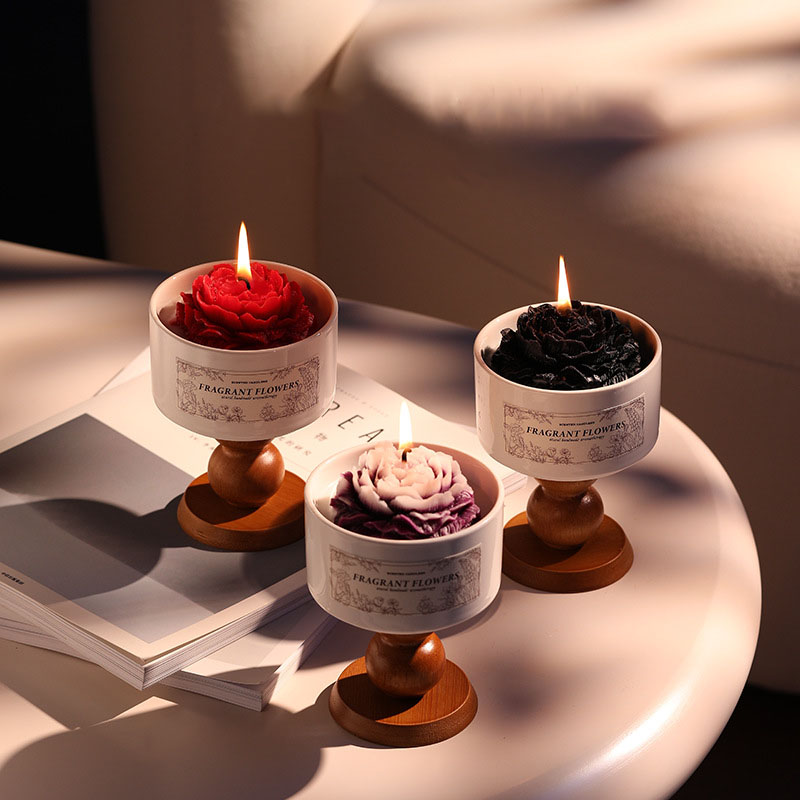 Custom Home Decoration Gift Sets Luxury Glass Jar Ceramic Jar Flower Soy Wax Candles Wholesale Candles & Home Fragrance factory