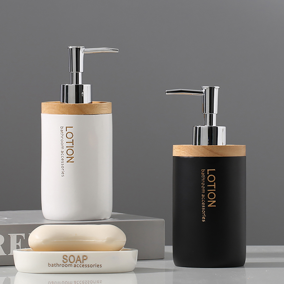 Men's custom LOGO Effective decontamination and long-lasting fragrance body wash moisturizing men body wash supplier