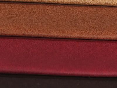 Why Partnering with a Specialist Knitting Manufacturer Matters for Your Brand