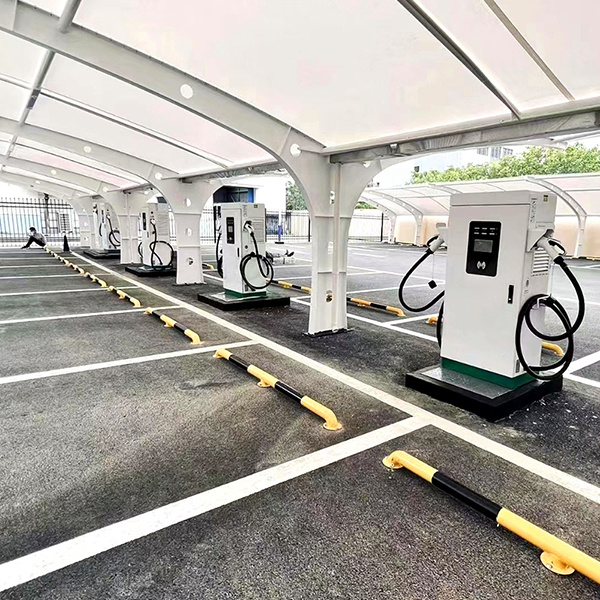 Just How to Use Commercial Charging Stations?