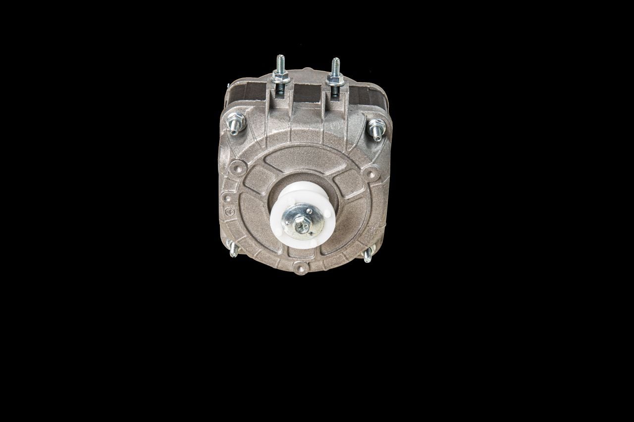 Limitations and Considerations for a 3 Pole DC Motor