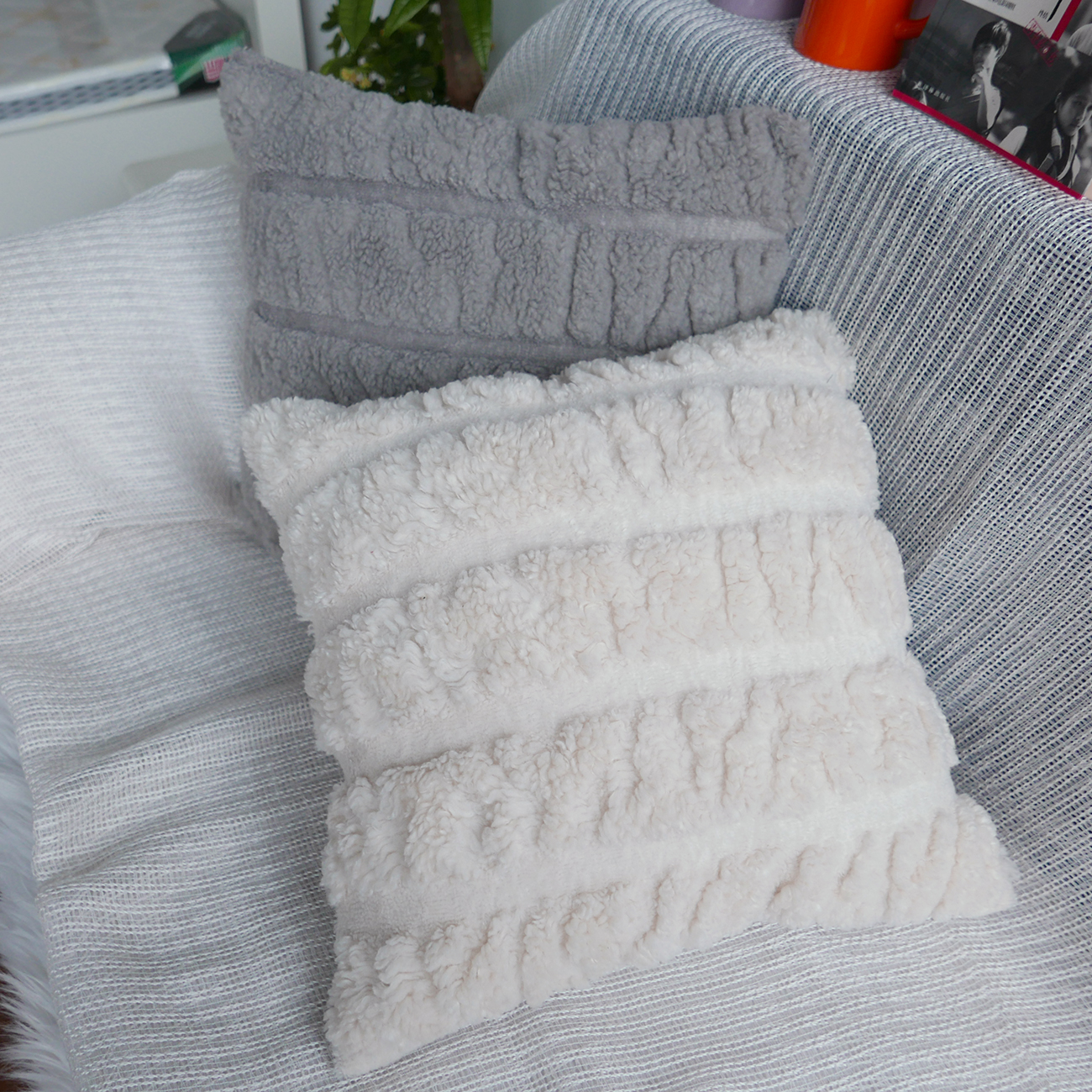Plush cushion cover supplier
