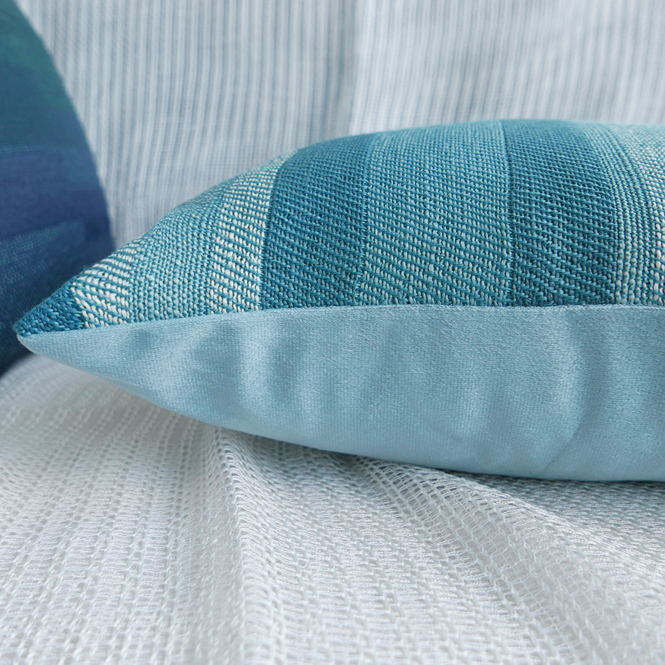 Jacquard decorative cushion cover supplier
