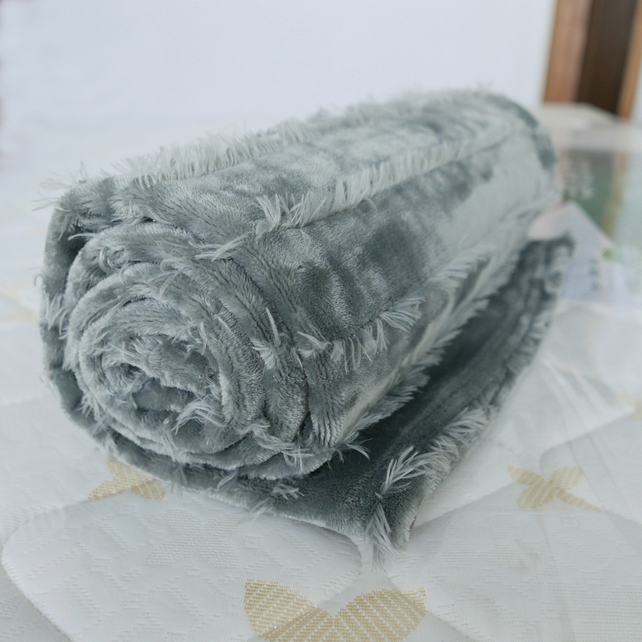 Soft Blanket details