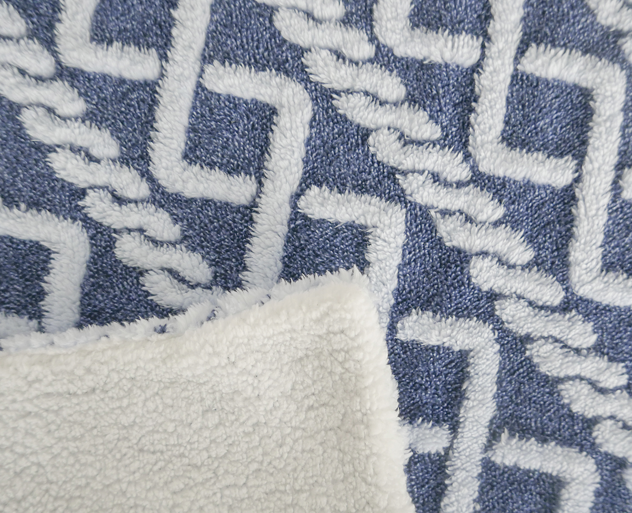 Lattice Blanket manufacture