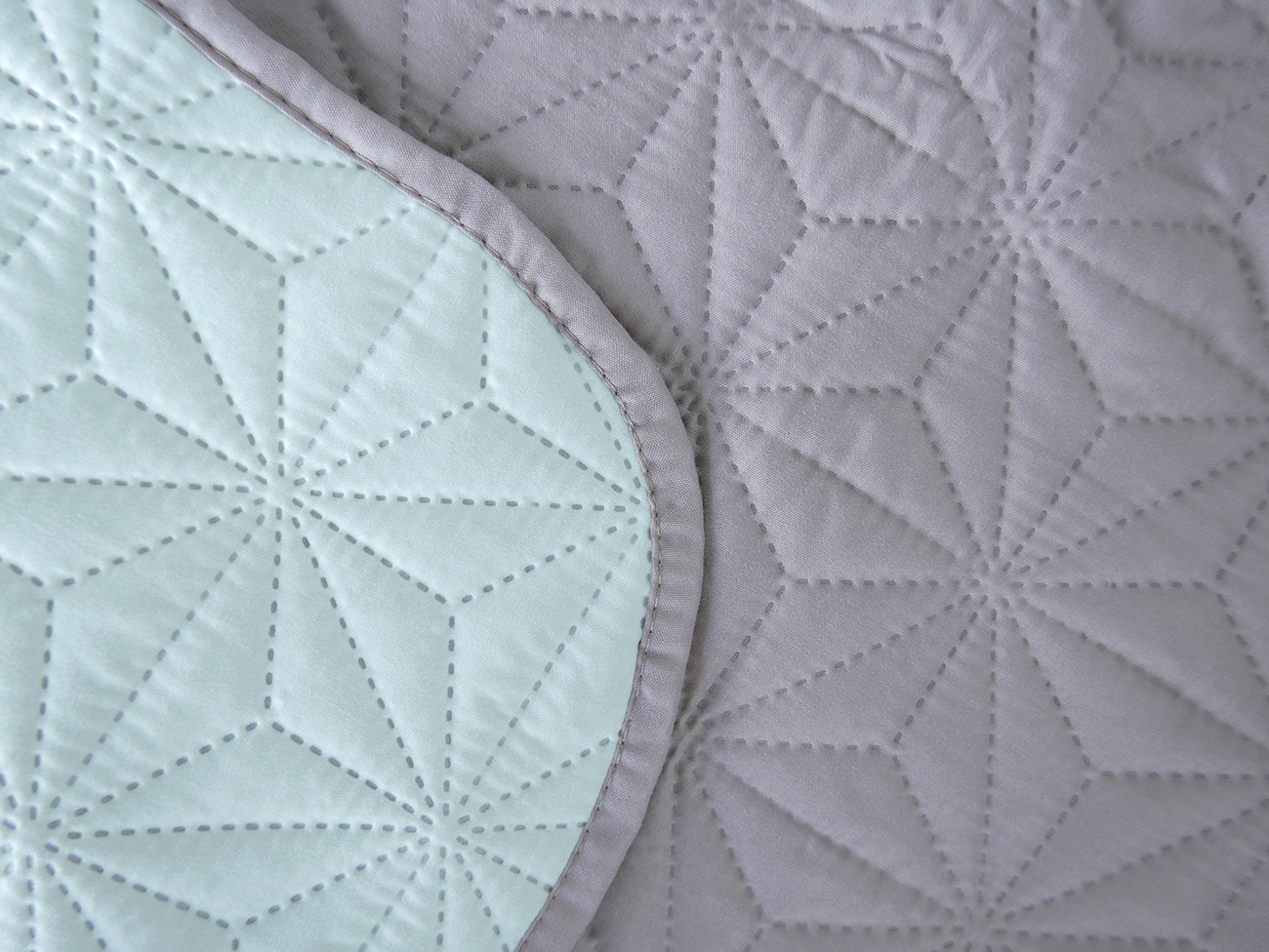 Polyester embossed quilt details