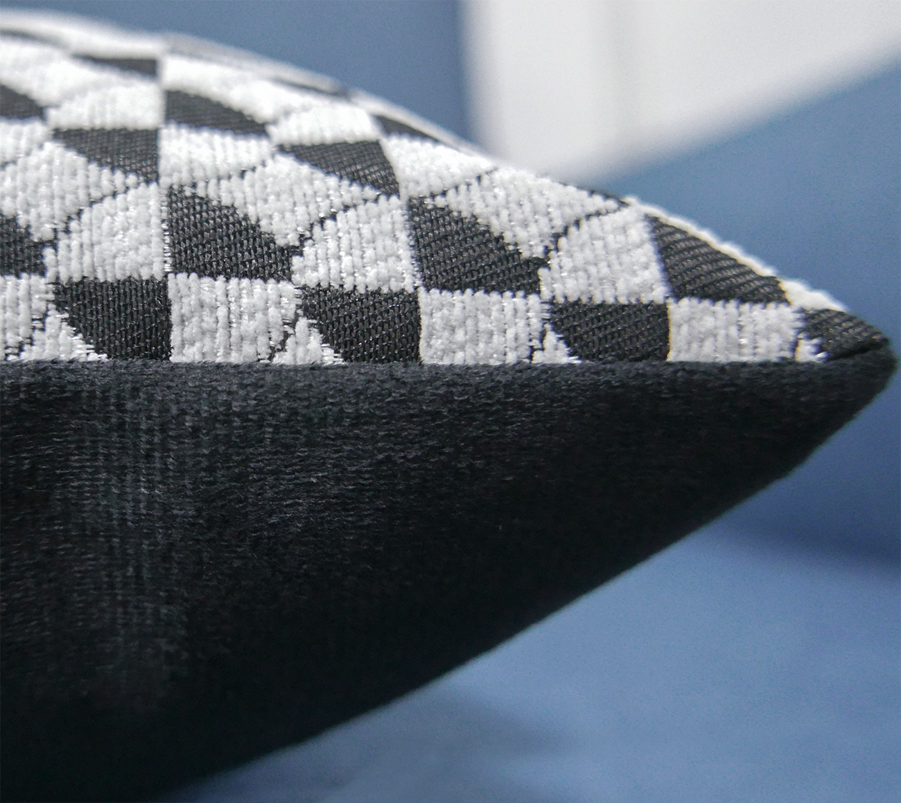 Chenille jacquard cushion cover factory