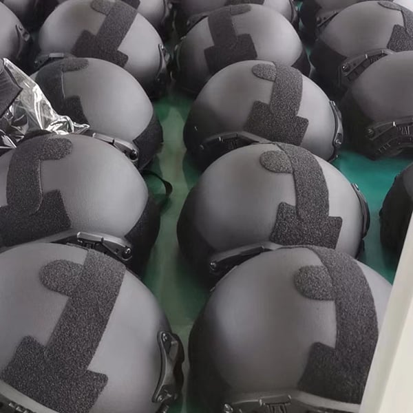Die kulturelle Bedeutung des Armee-Helms in militärischen Traditionen