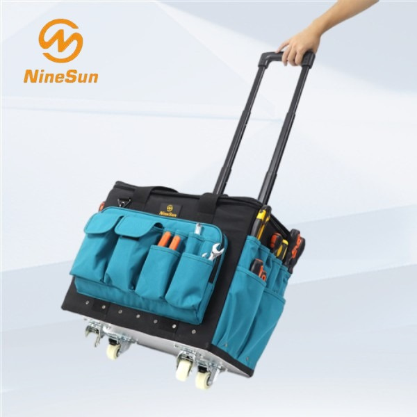Glide across any surface with ease using the smooth-rolling wheels on your tool bag.