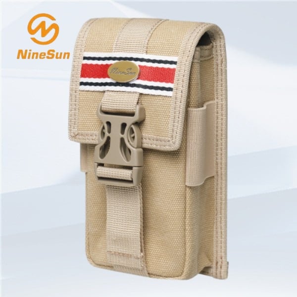Never be without your essential tools thanks to a clip-on tool pouch
