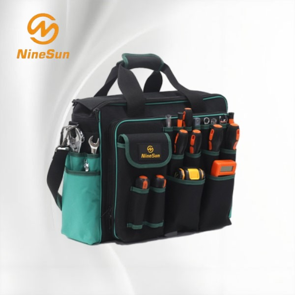 Maximisez votre efficacité et votre espace de travail en investissant dans un sac à outils de haute qualité pour vos outils électriques.