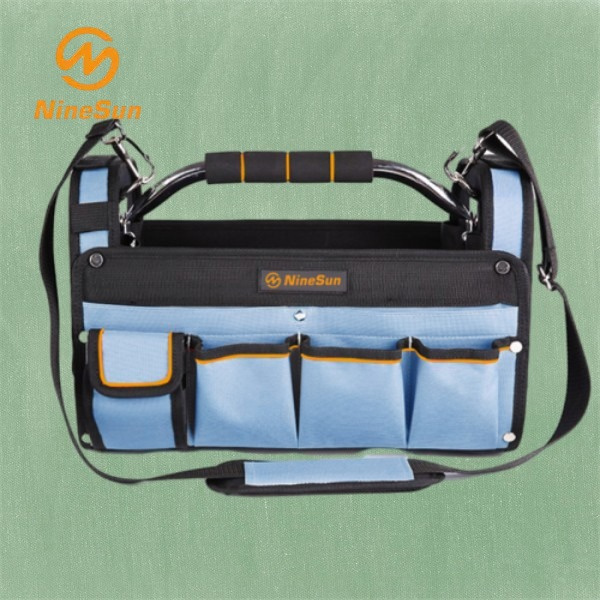 Stay hands-free on the job with our comfortable leather carpenter bags